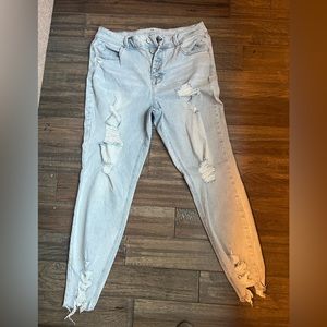 Women’s size large Maurice’s high rise jeans light blue/faded